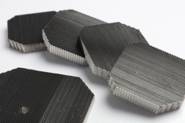 Metal honeycomb substrate for automobile/motorcycle catalytic converter produced by MAT