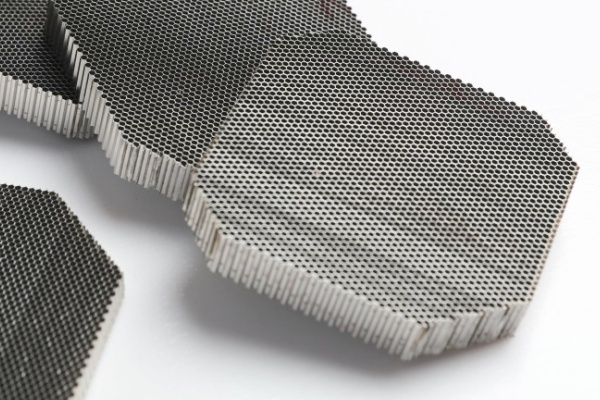 metal honeycomb substrate.jpg