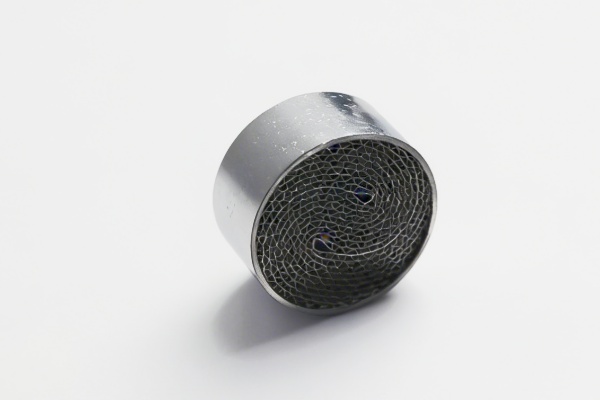 Honeycomb catalyst substrate for spacecraft propulsion catalytic decomposition