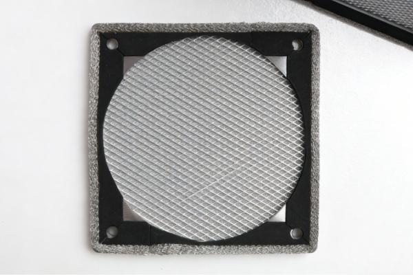 Planar Waveguide Vent with precision parallel conductive channels