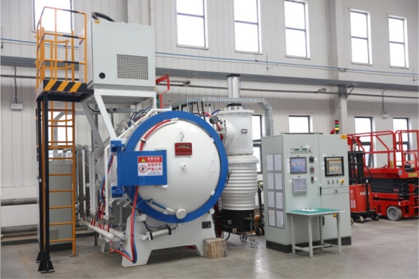 Horizontal vacuum furnace